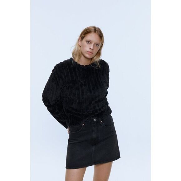 Black Zara Sweater - Picture 8 of 9